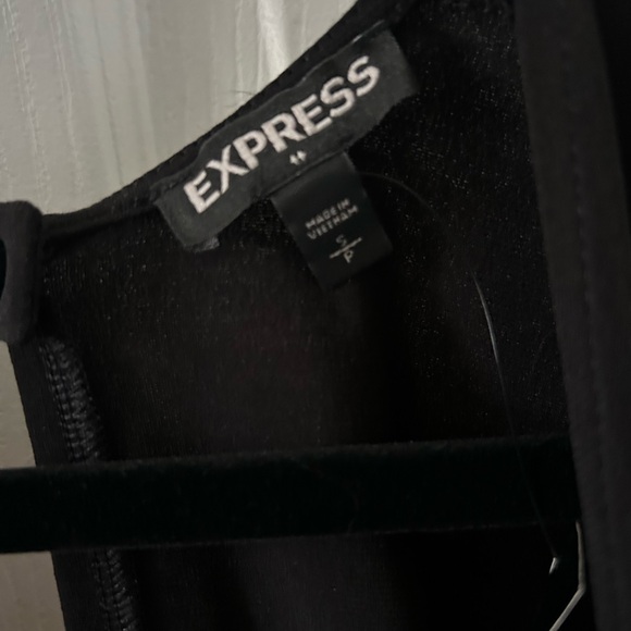 Express romper - Picture 3 of 3